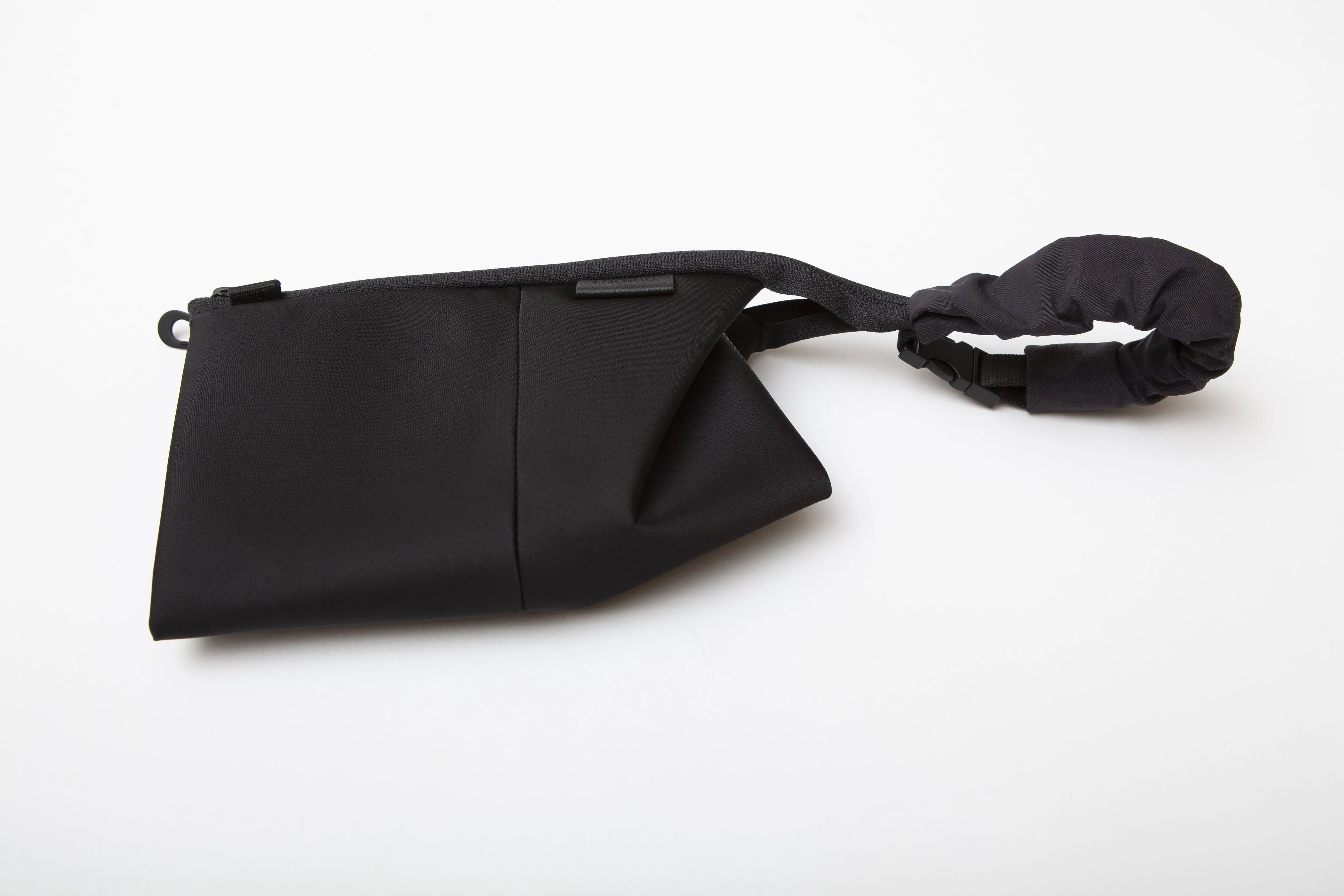 Kivu S Sleek Black