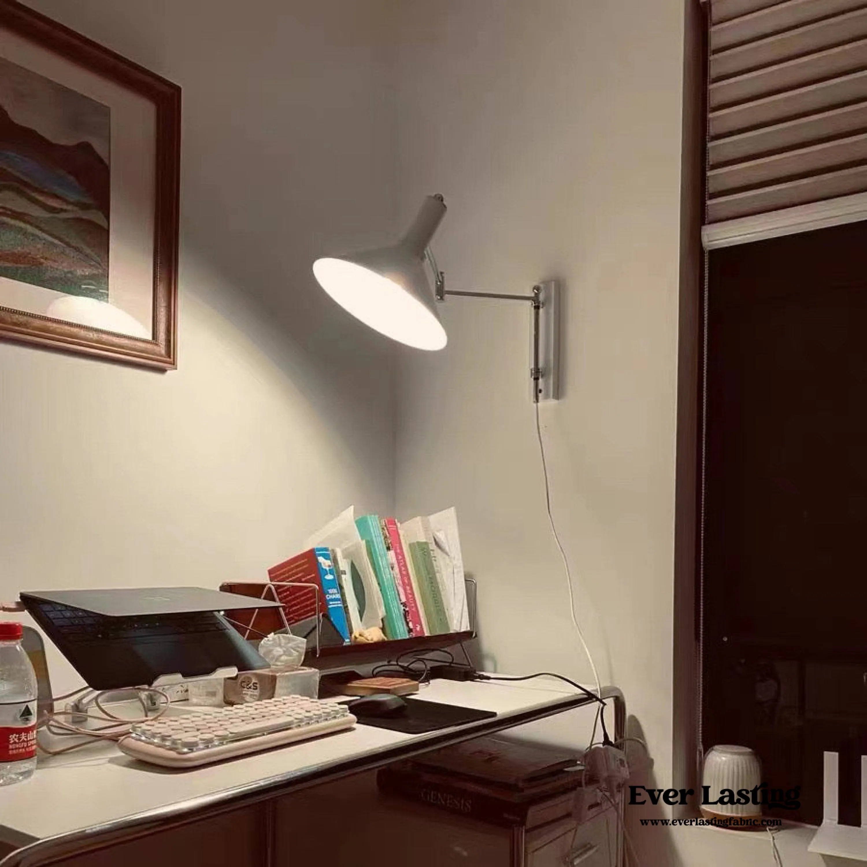 Minimal Foldable Metal Light / White